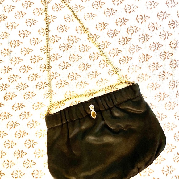 Vintage Satin Bag w/ Adjustable Gold Chain - Picture 5 of 8